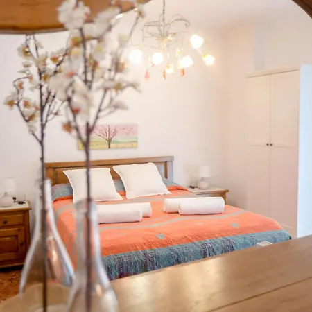 Apartment Lovely Near The & Of Arts And Sciences Valencia