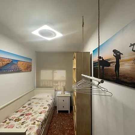 Apartment Lovely Near The & Of Arts And Sciences *